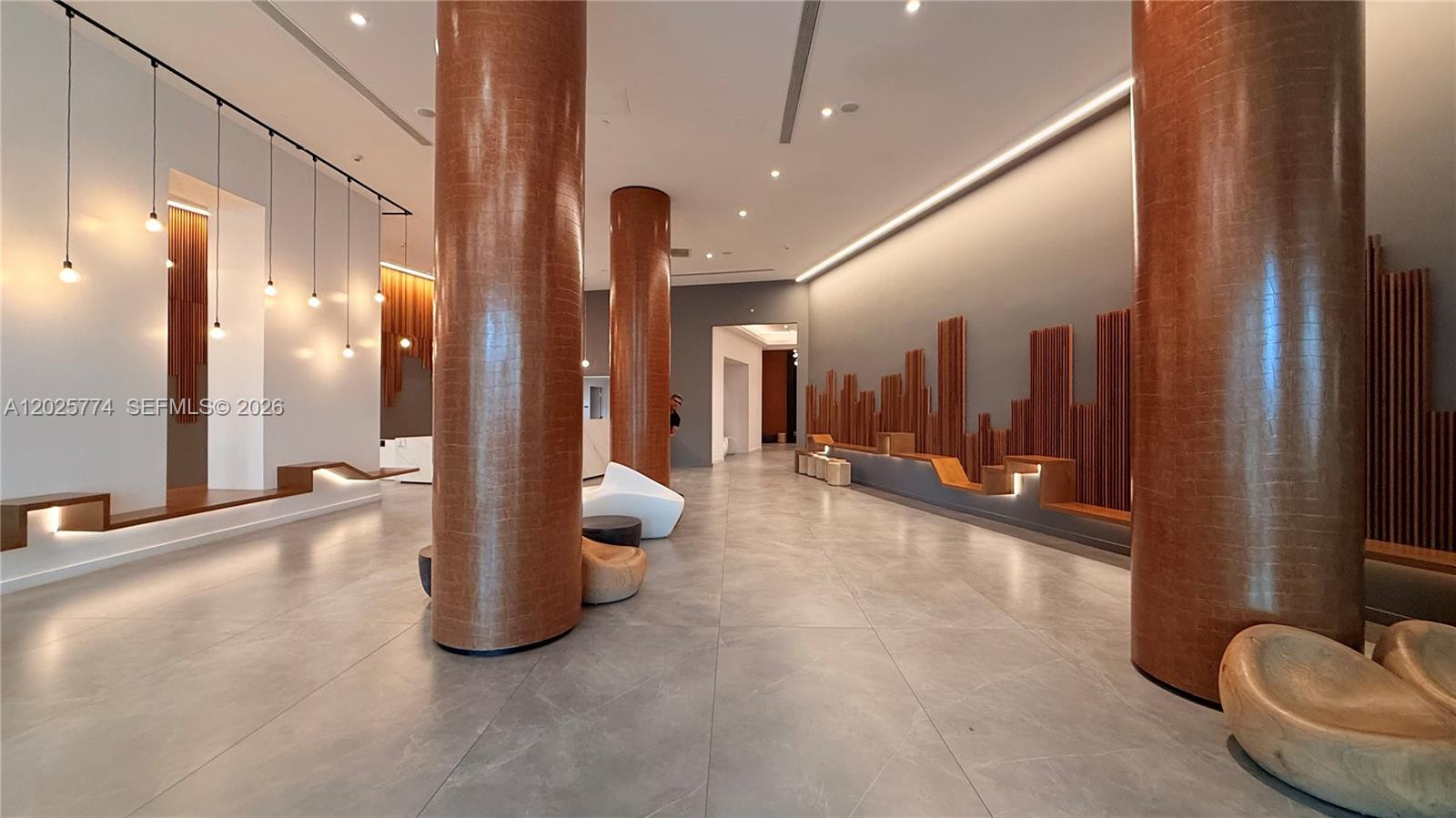 WIND CONDO - Residential Lease