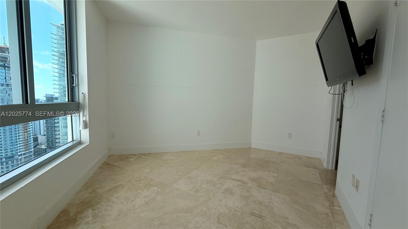 WIND CONDO - Residential Lease