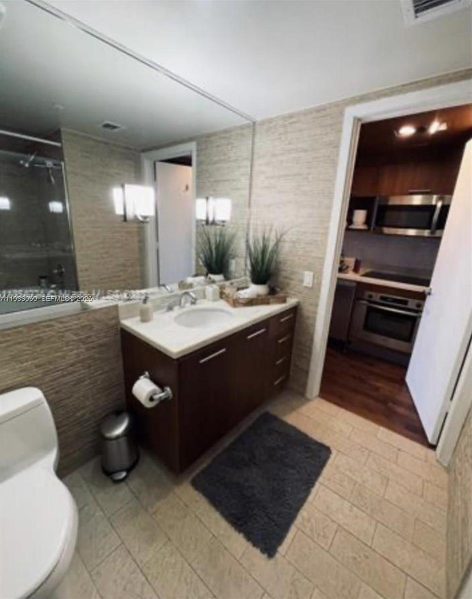 50 BISCAYNE CONDO - Residential