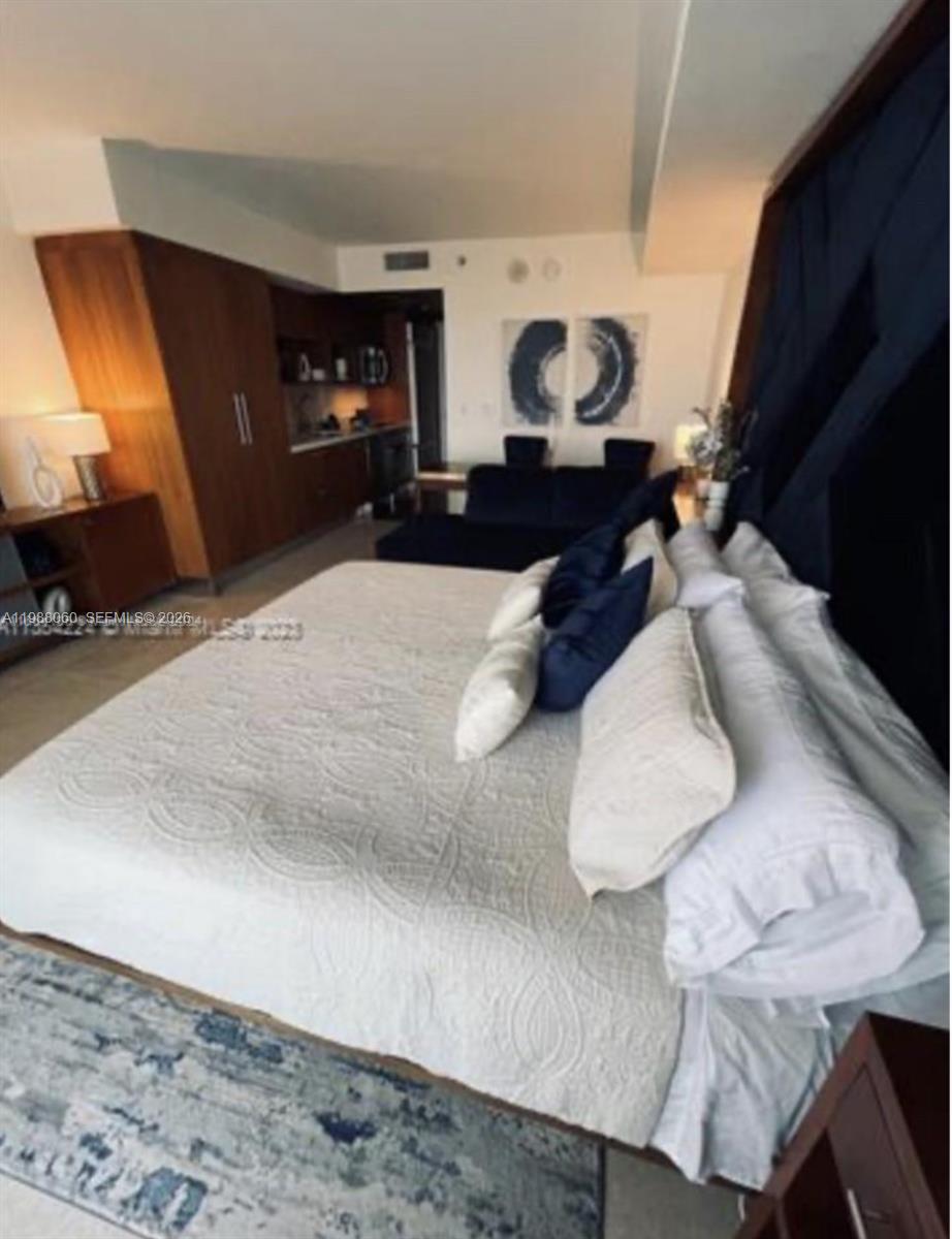 50 BISCAYNE CONDO - Residential