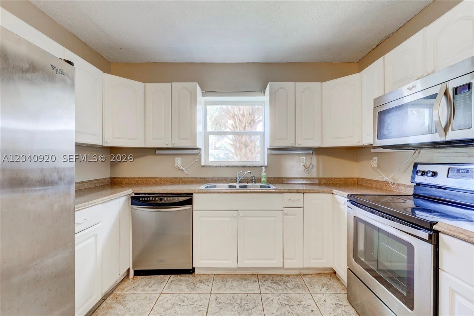 COCONUT CREEK 10TH SEC - Residential
