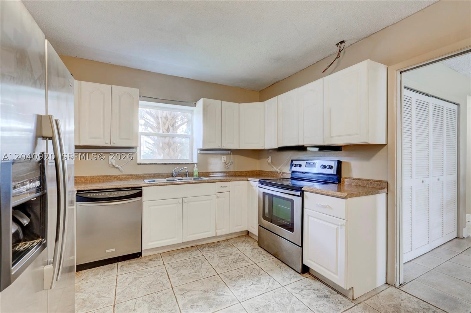 COCONUT CREEK 10TH SEC - Residential