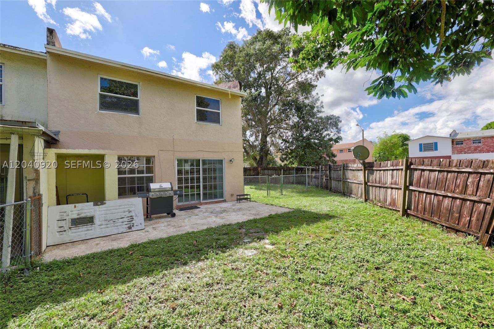 COCONUT CREEK 10TH SEC - Residential