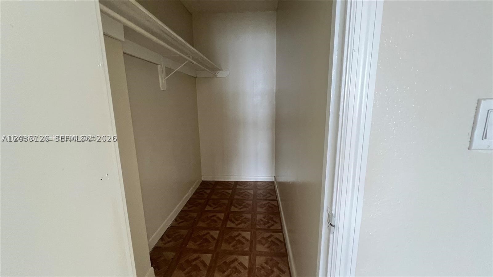 MONTECARLO CONDO - Residential