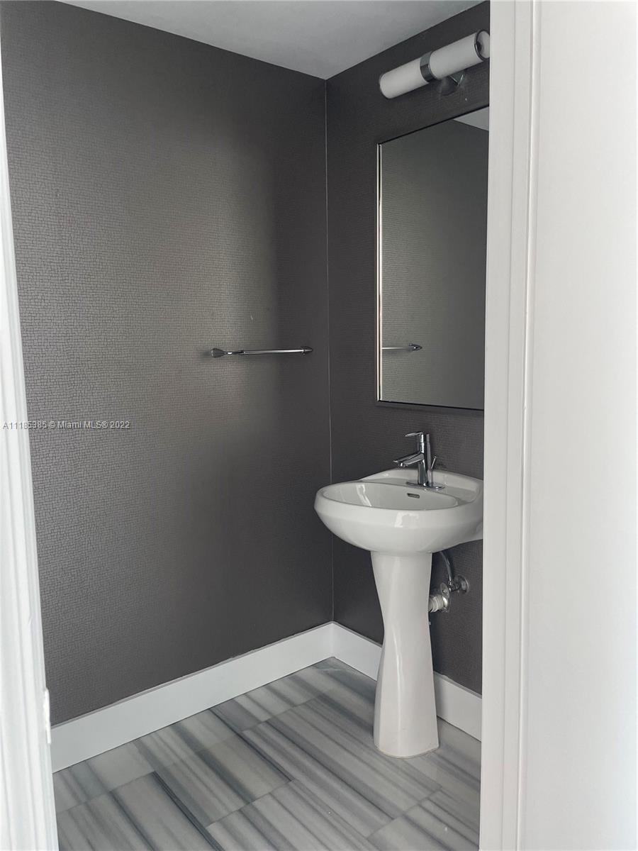 INFINITY AT BRICKELL COND - Residential Lease