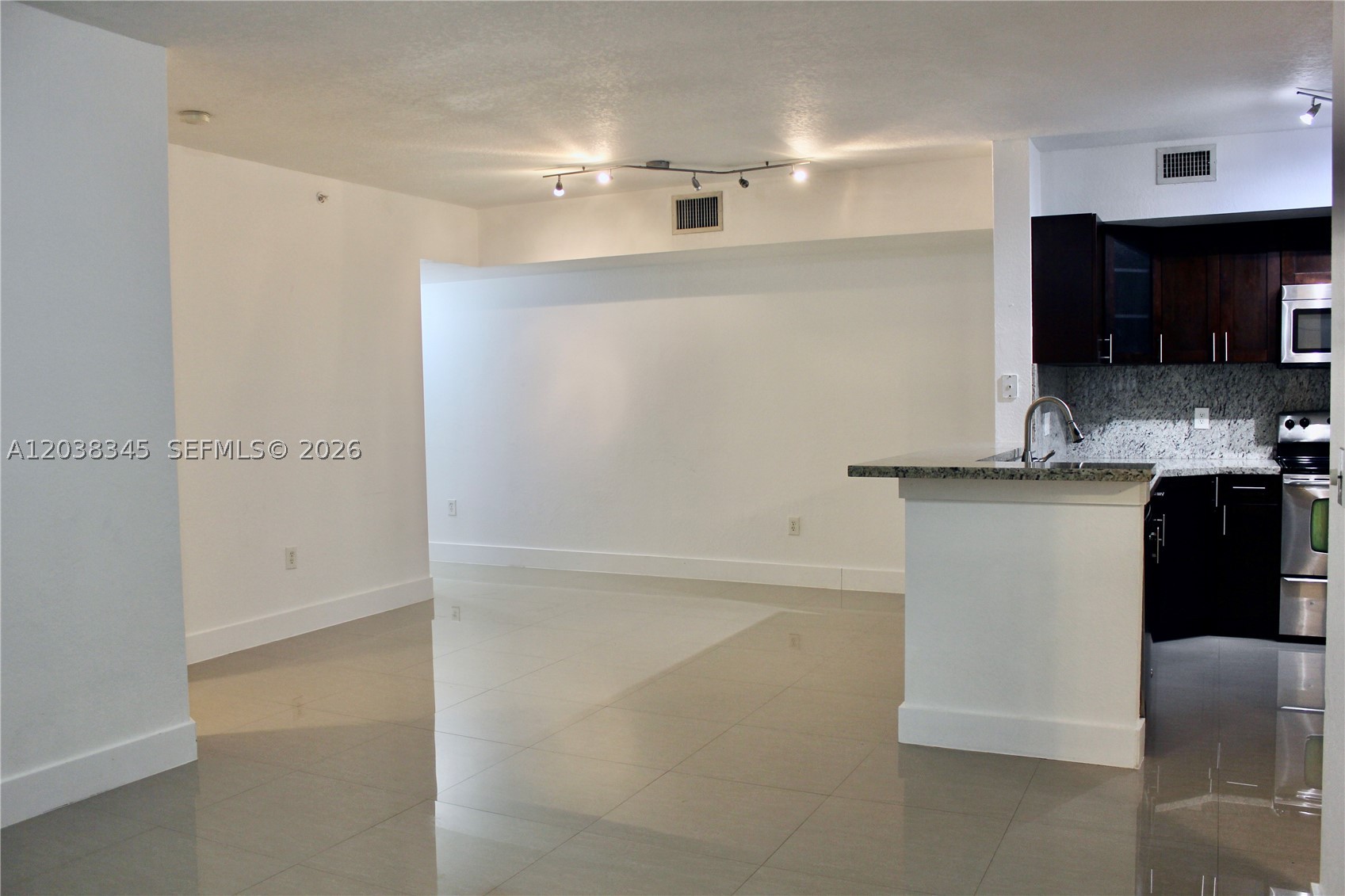 AVENTINE AT MIRAMAR CONDO - Residential Lease