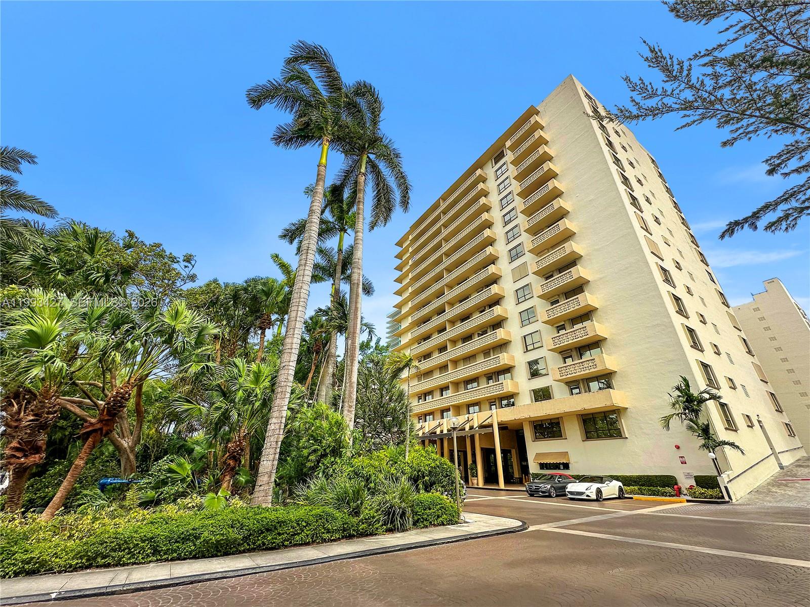 THE PLAZA OF BAL HARBOUR - Residential
