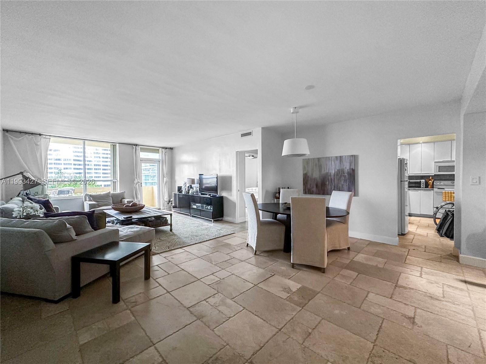 THE PLAZA OF BAL HARBOUR - Residential