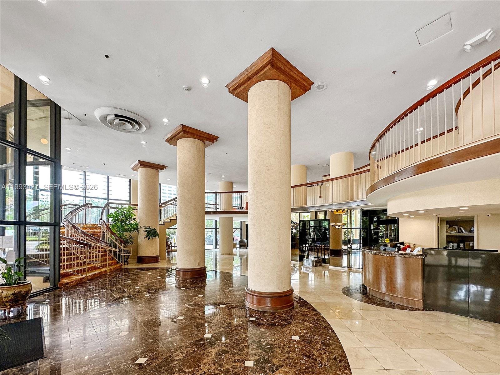 THE PLAZA OF BAL HARBOUR - Residential