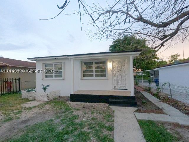 3 bedroom 2 bedroom single family home in Miami with spacious yard to bbq and enjoy the outside. Great for owner occupants or investors. Plenty of parking space in the front lawn.  Equipped with stainless steel appliances, washer and dryer and ceiling fans. No association to worry about. Close to the beach, Downtown Miami, Wynwood and Brickell and close to the airport and major roads and highways.