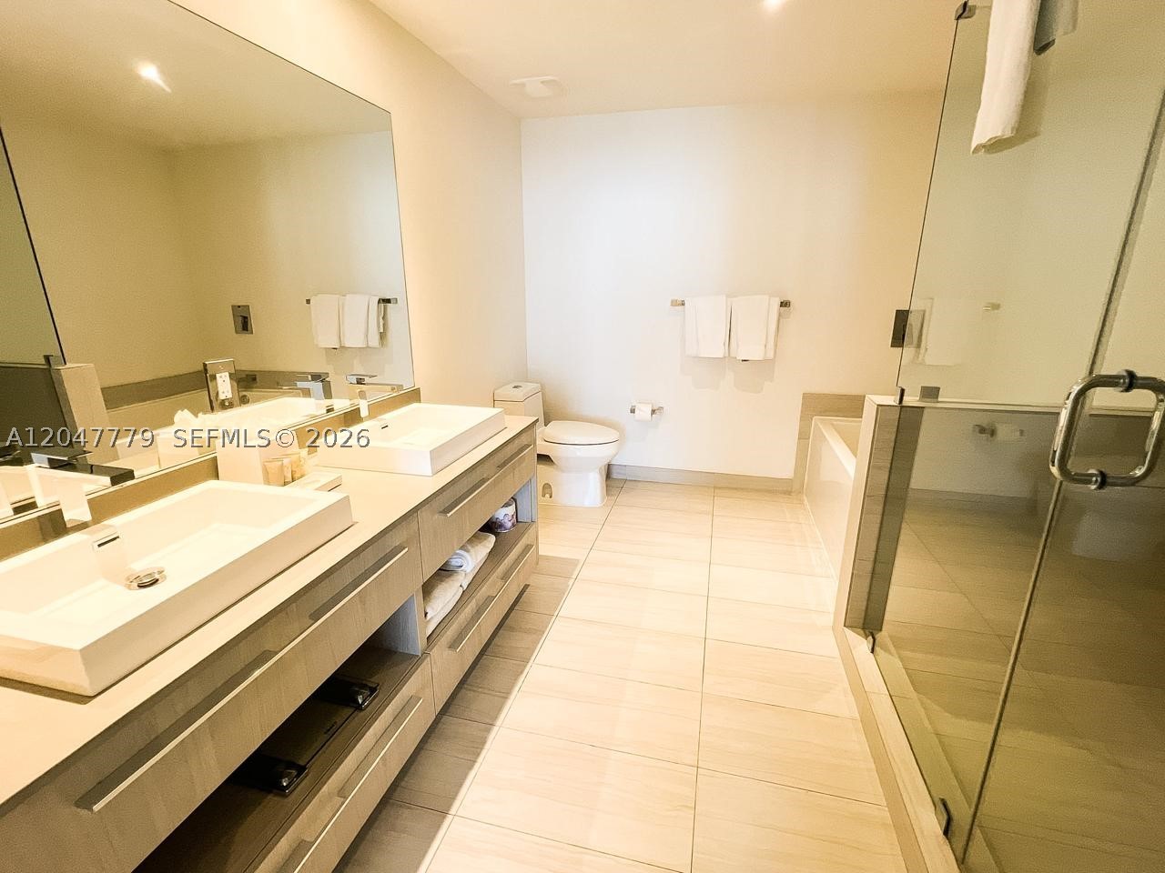 4010 SOUTH OCEAN CONDO - Residential