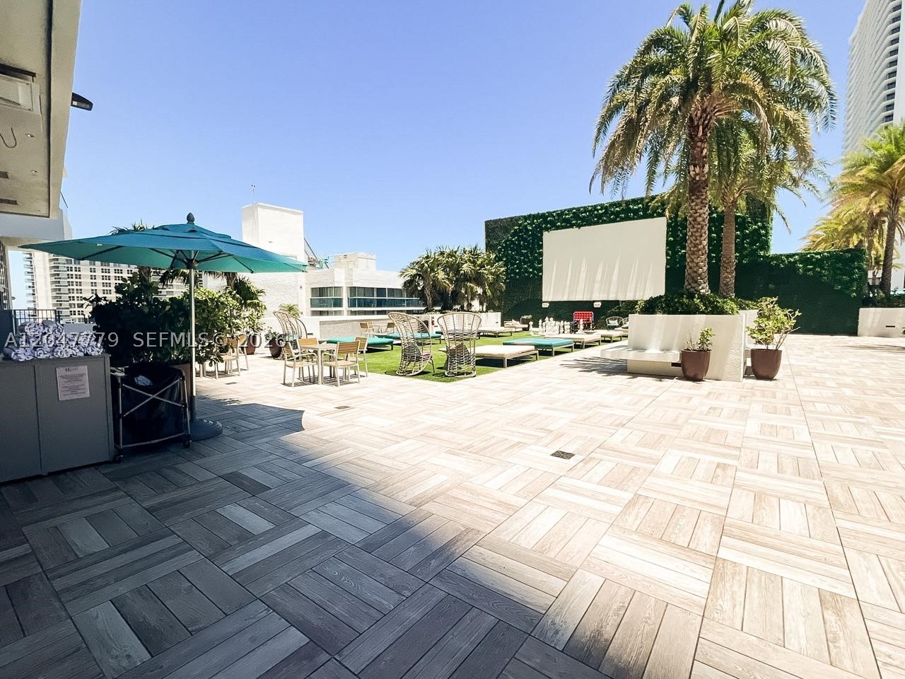 4010 SOUTH OCEAN CONDO - Residential