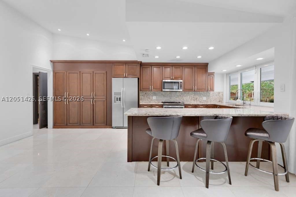 EMERALD HILLS SEC 3 - Residential Lease