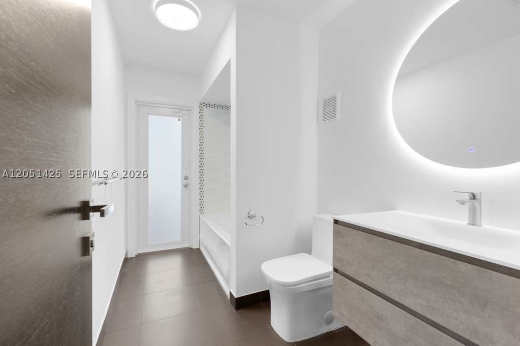 EMERALD HILLS SEC 3 - Residential Lease