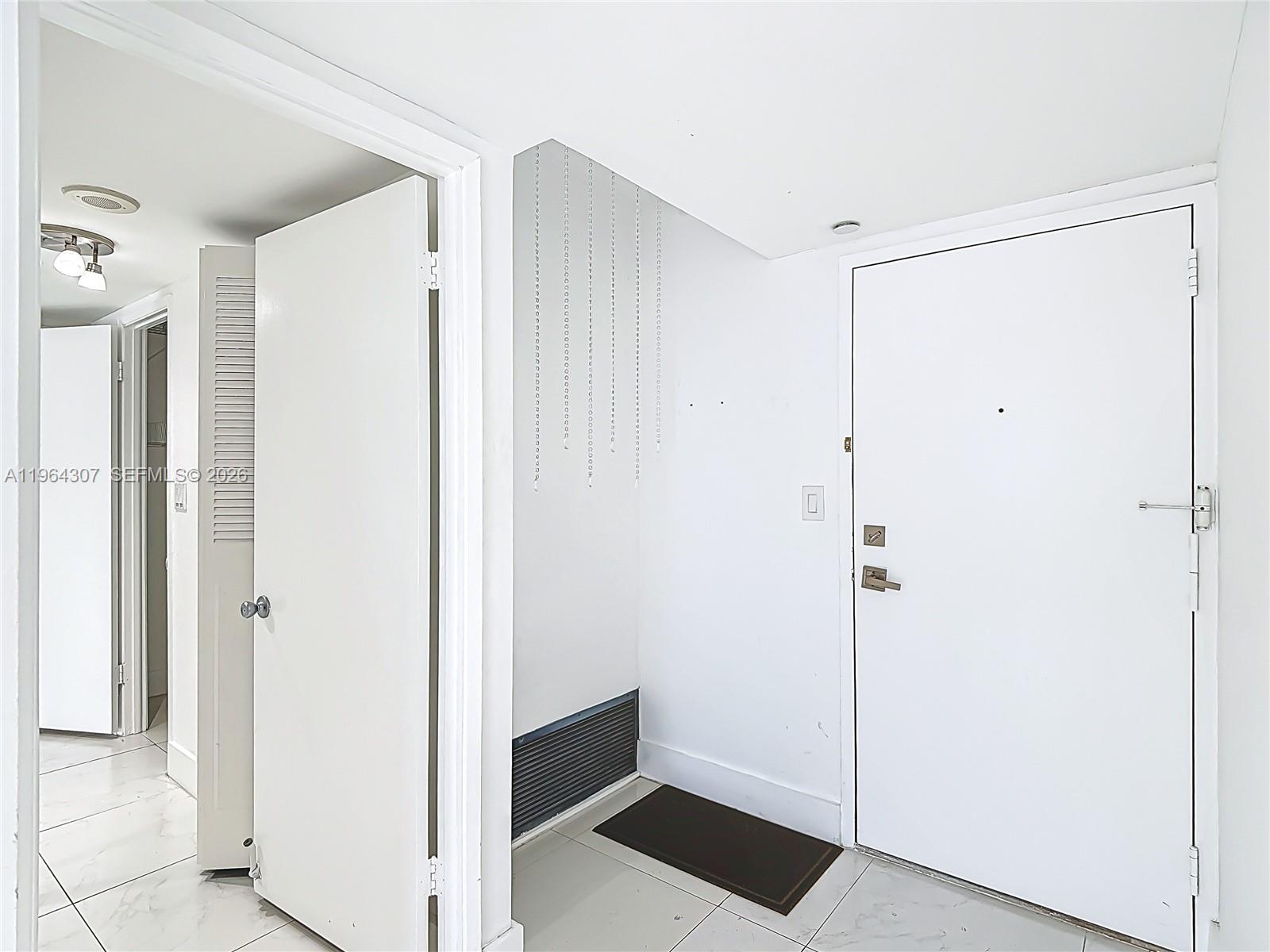 ADMIRALS PORT CONDO-EAST - Residential