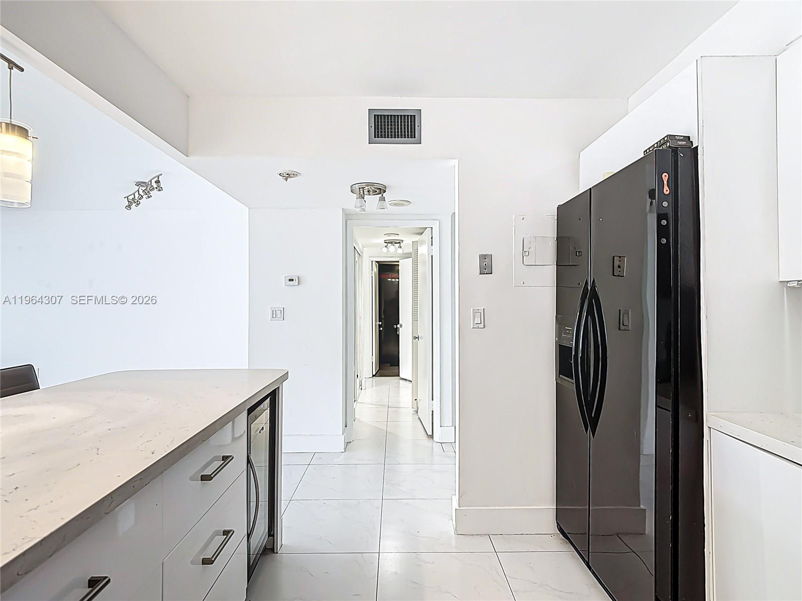 ADMIRALS PORT CONDO-EAST - Residential