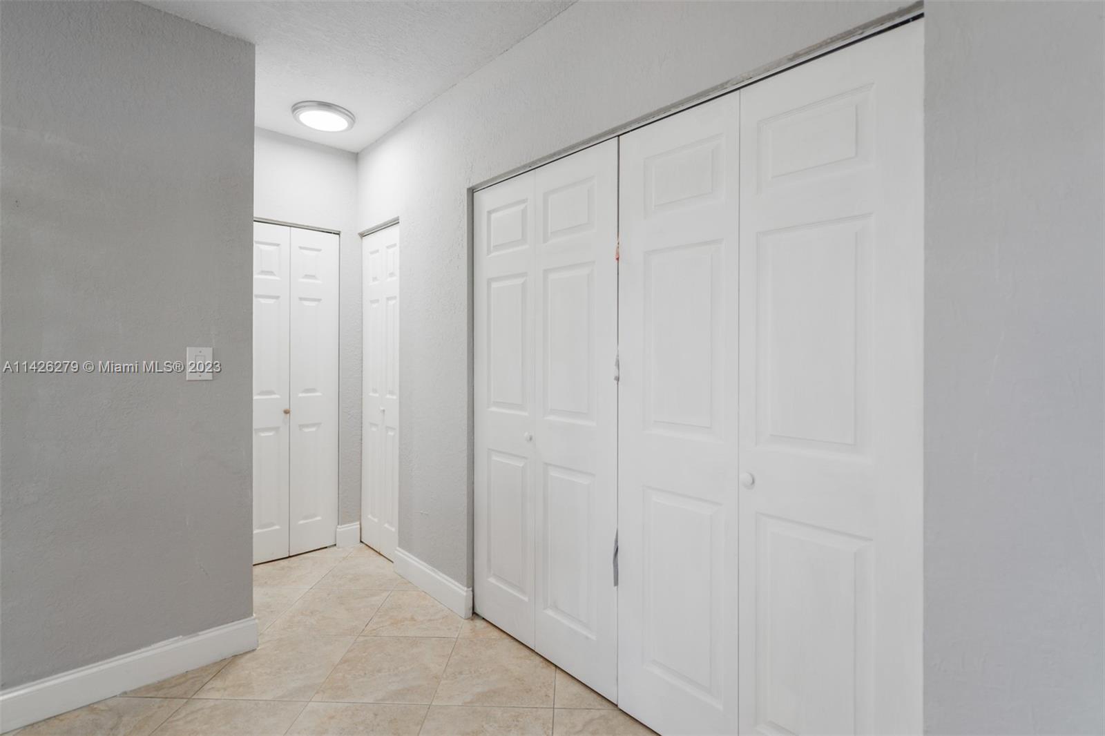 HEMISPHERES CONDO - Residential Lease