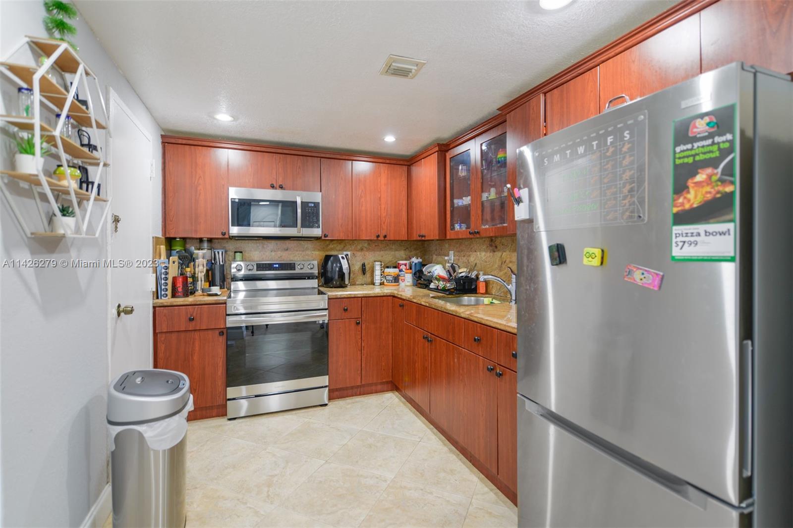 HEMISPHERES CONDO - Residential Lease