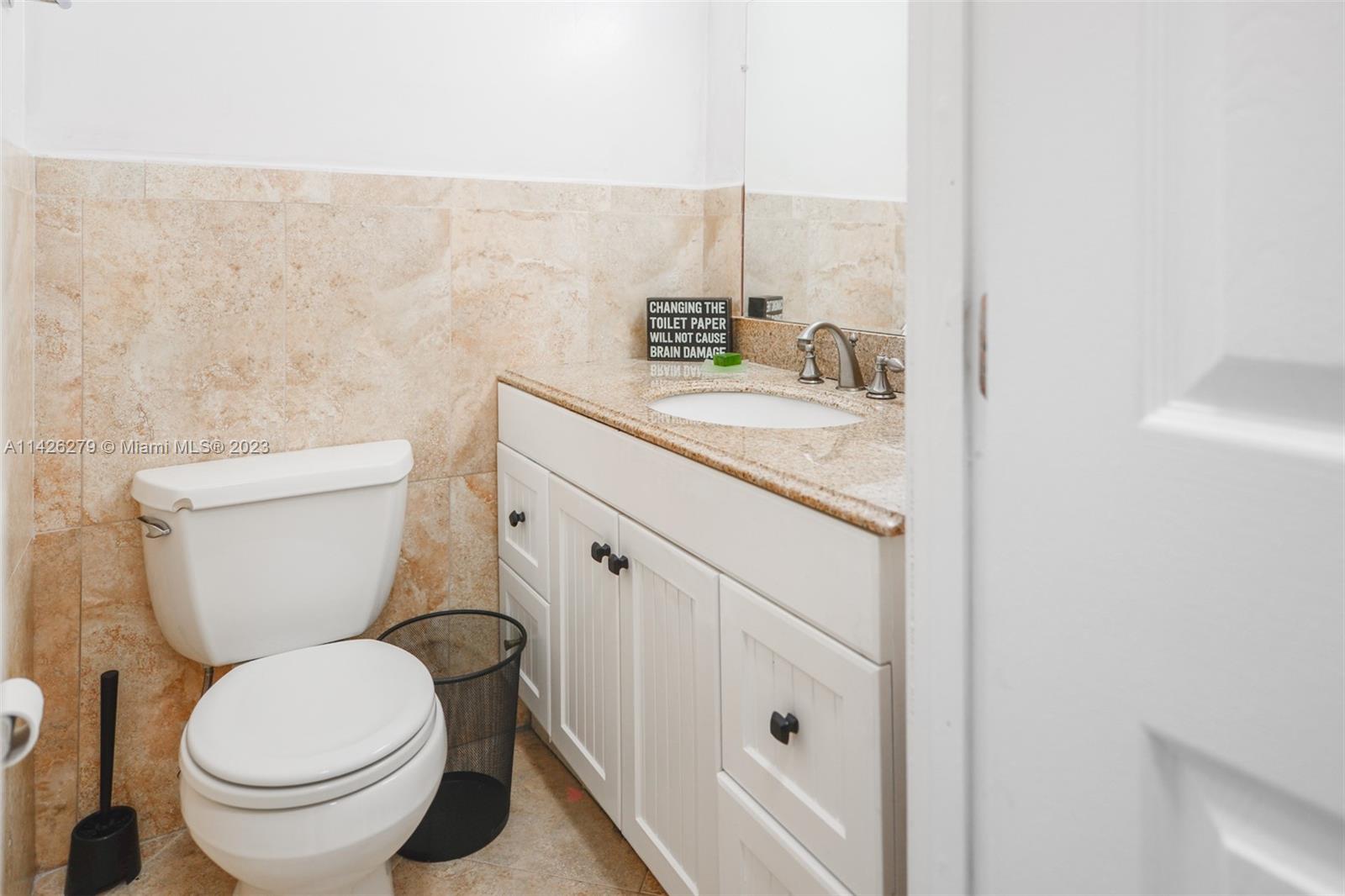 HEMISPHERES CONDO - Residential Lease