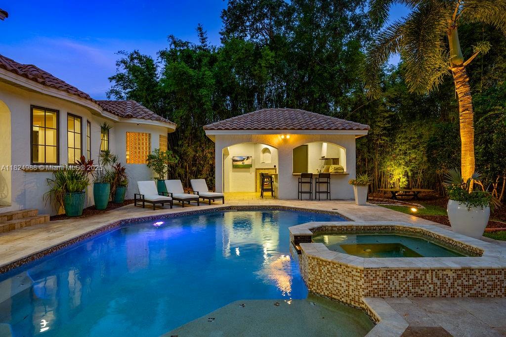 MAITLAND SHORES - Residential