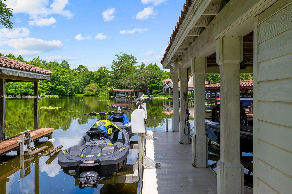 MAITLAND SHORES - Residential