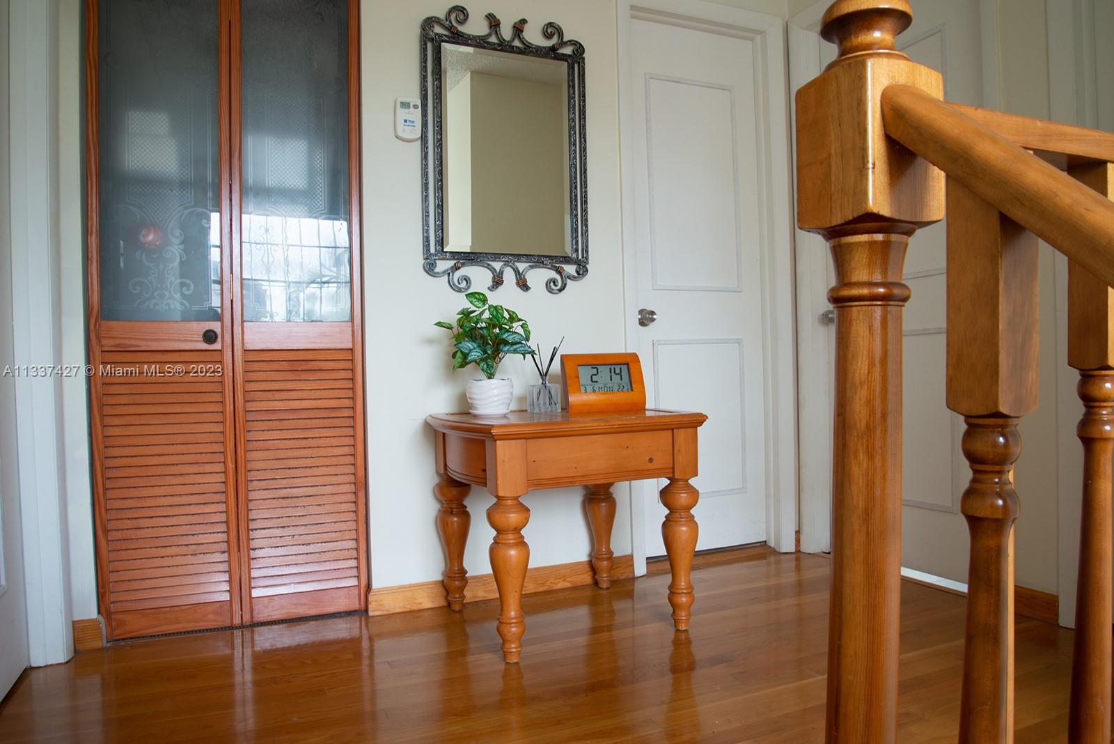 MODEL TWIN HOMES CONDO - Residential