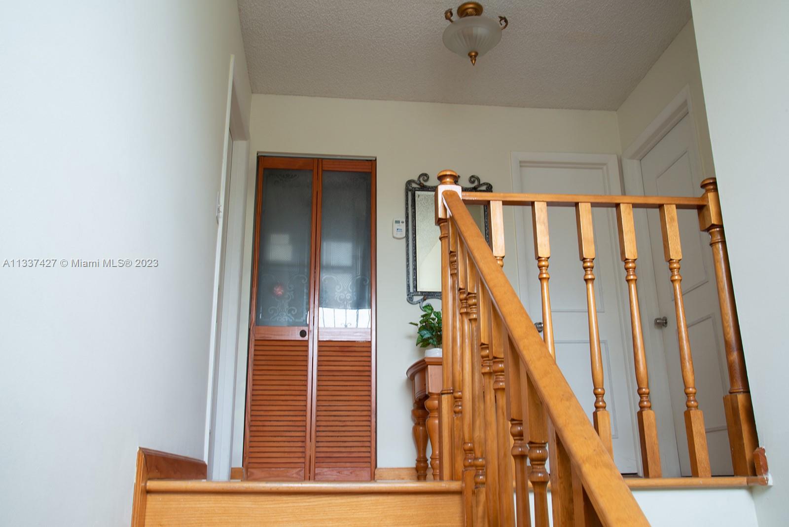 MODEL TWIN HOMES CONDO - Residential