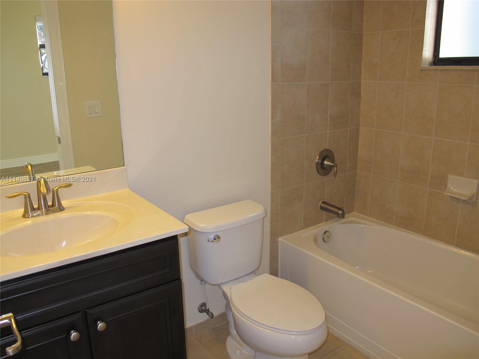 DORAL BREEZE - Residential