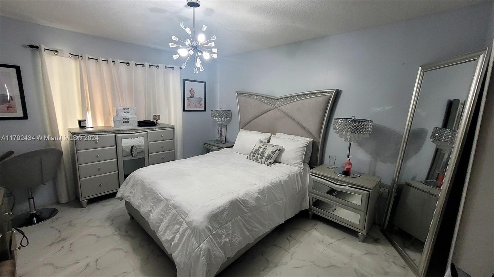 PRINCETONIAN ESTATES - Residential
