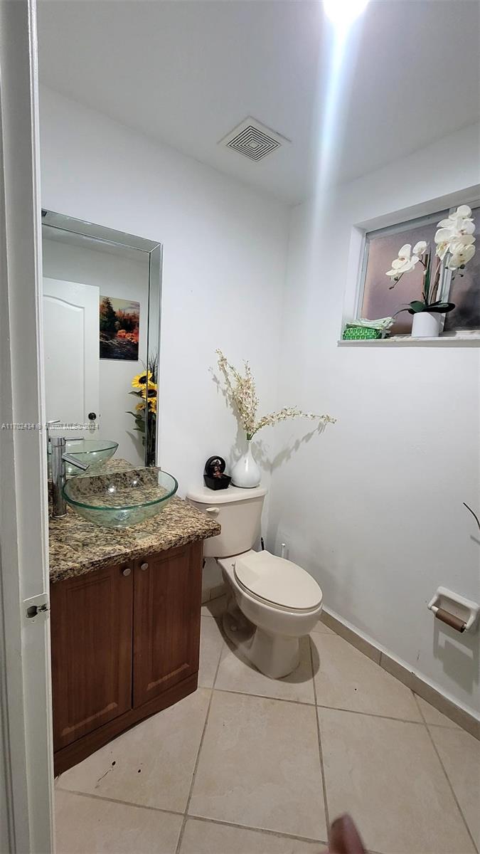 PRINCETONIAN ESTATES - Residential