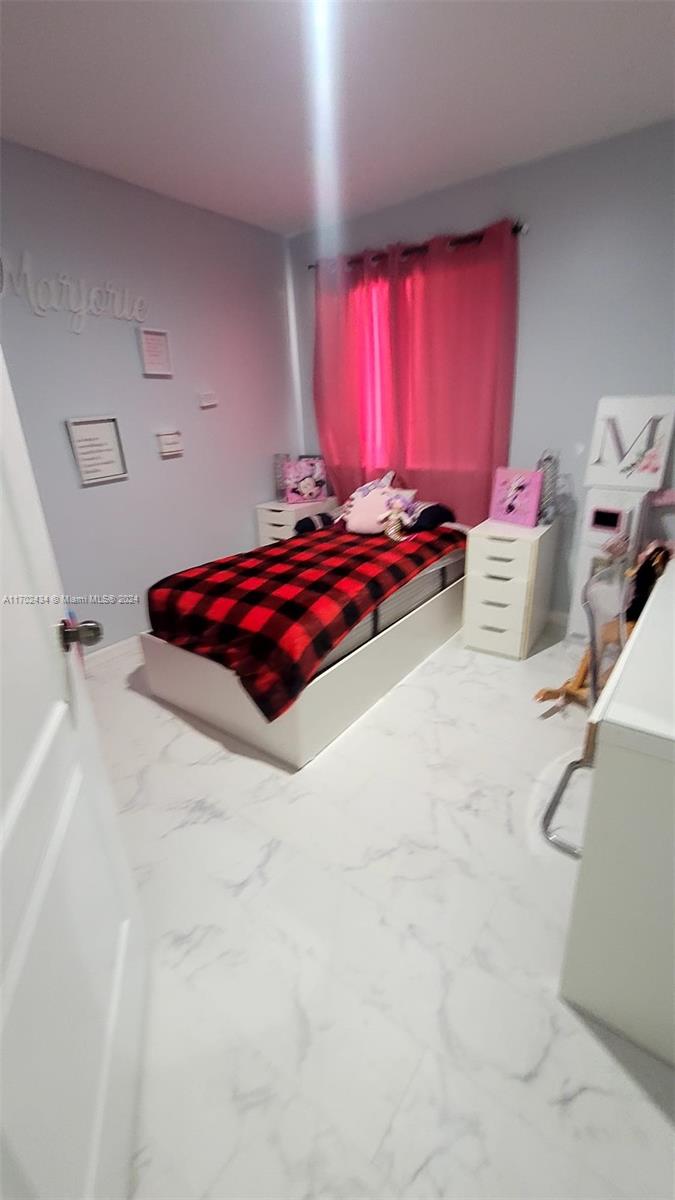 PRINCETONIAN ESTATES - Residential