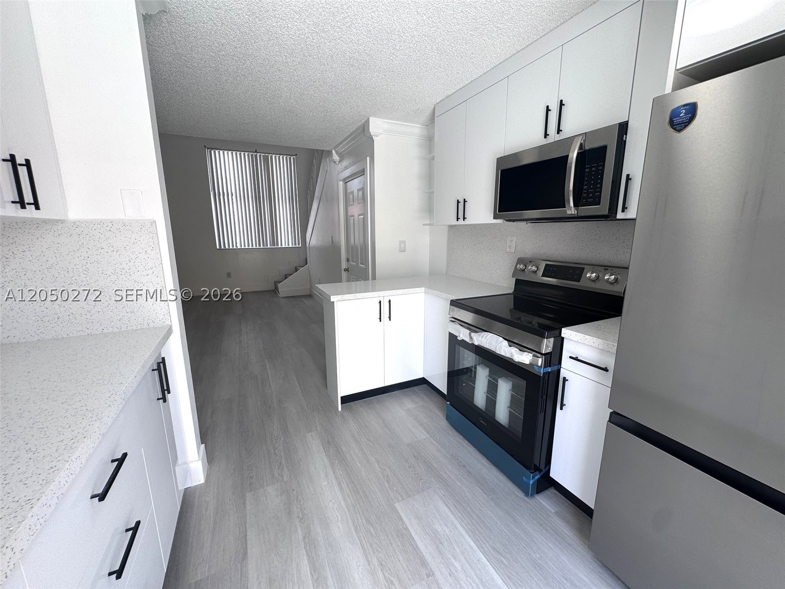 RESIDENCIAL EL PRADO COND - Residential Lease