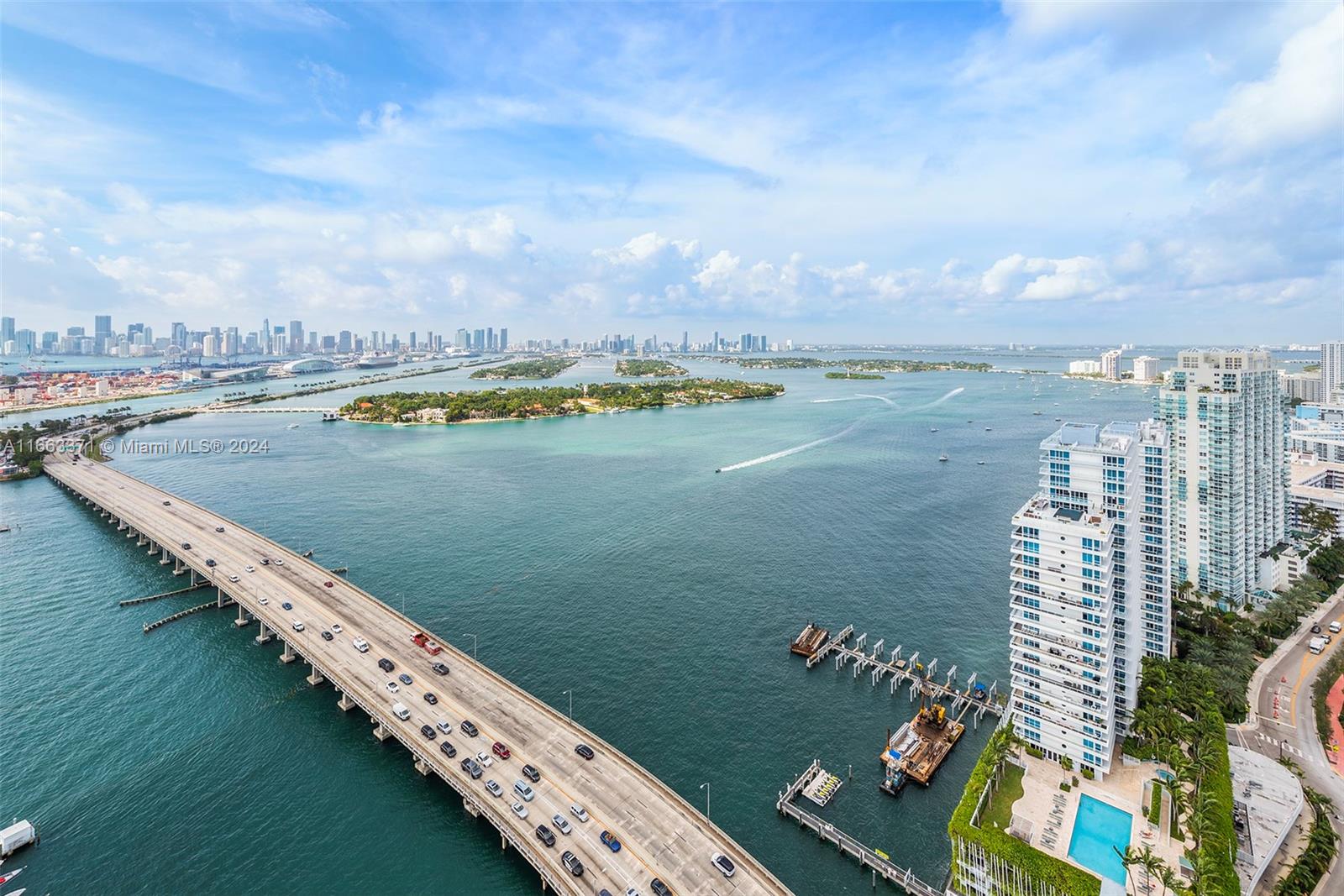 ICON CONDO - Residential