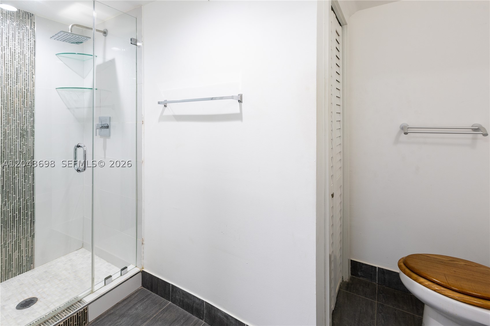 WEST FLAGLER CENTER - Residential Lease