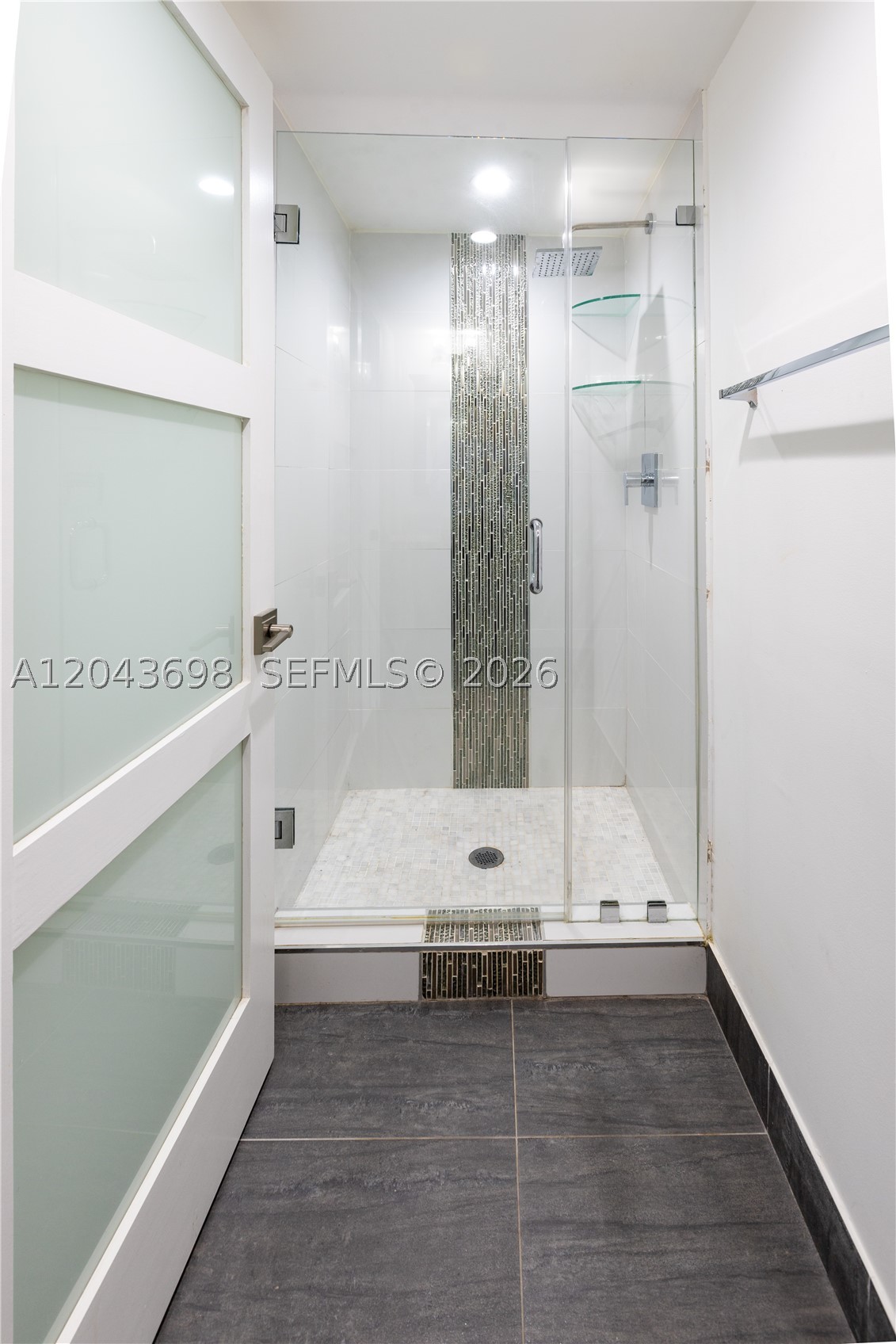 WEST FLAGLER CENTER - Residential Lease