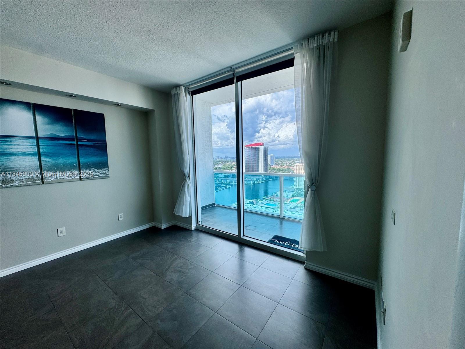 OCEAN MARINE YACHT CLUB C - Residential