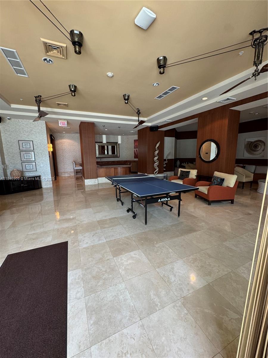 OCEAN MARINE YACHT CLUB C - Residential