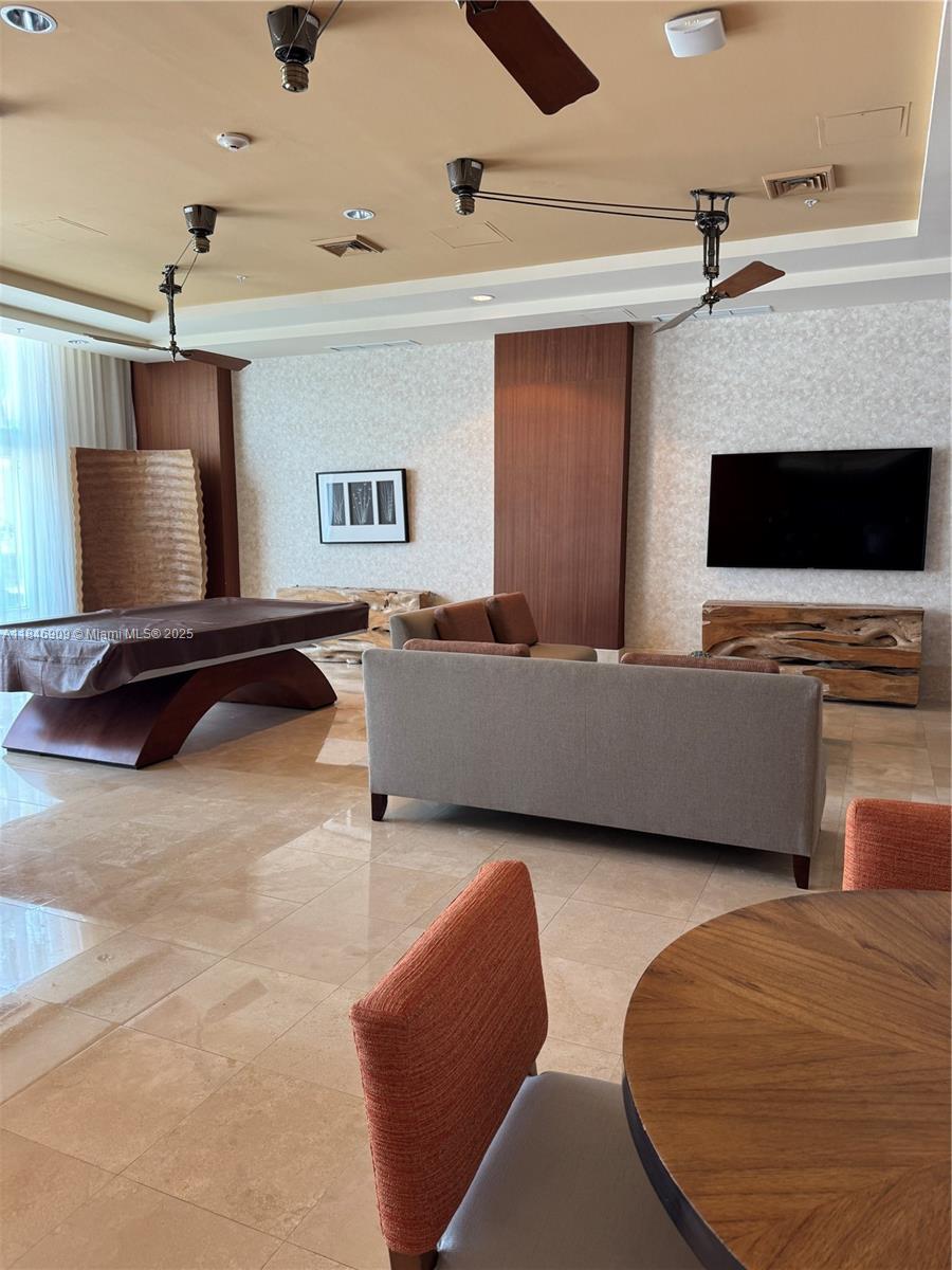 OCEAN MARINE YACHT CLUB C - Residential
