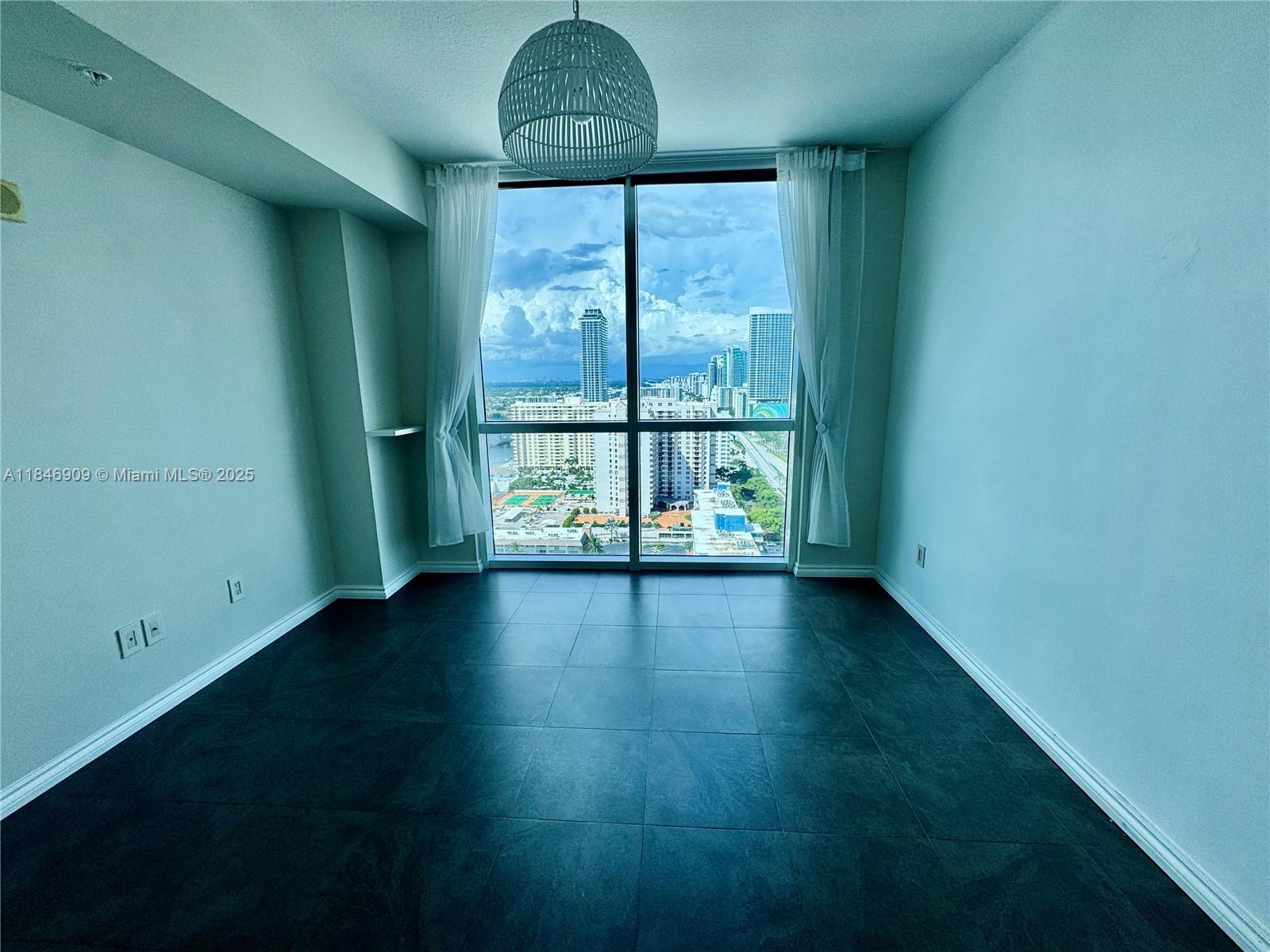 OCEAN MARINE YACHT CLUB C - Residential