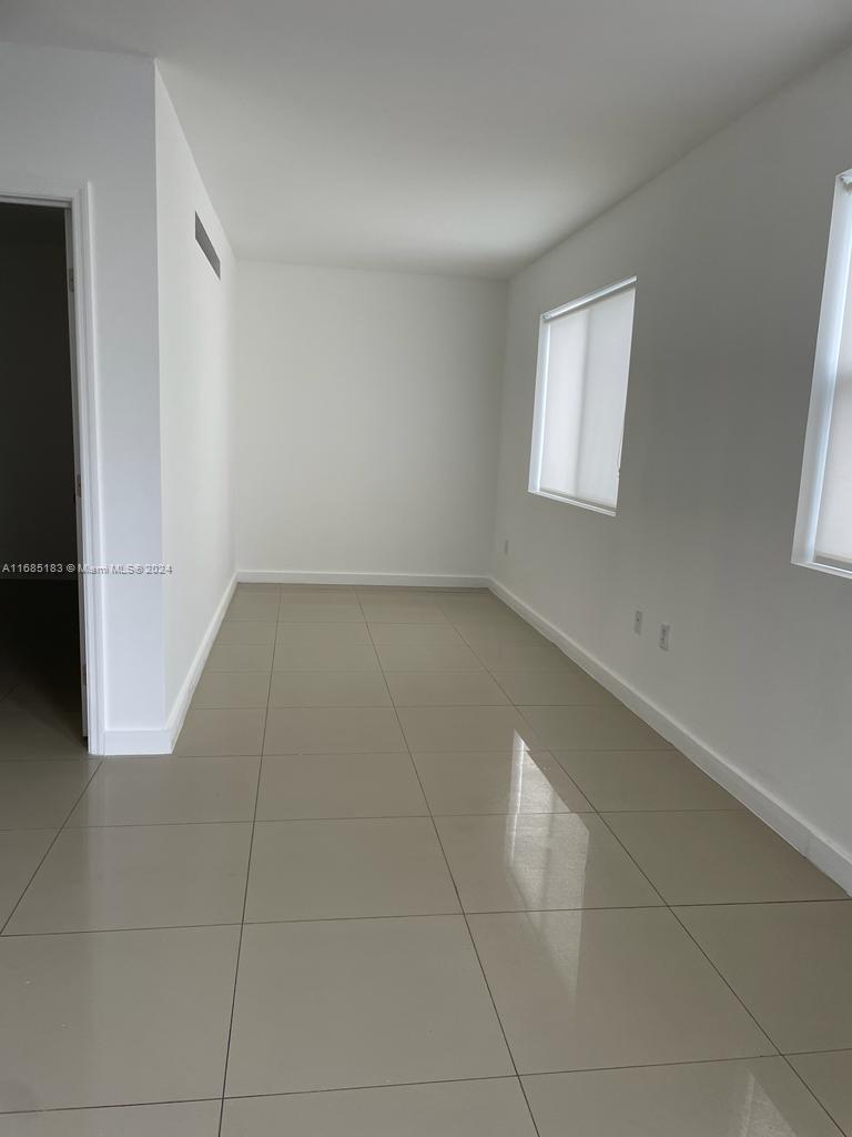 Los MolinosNew Development - Residential Lease