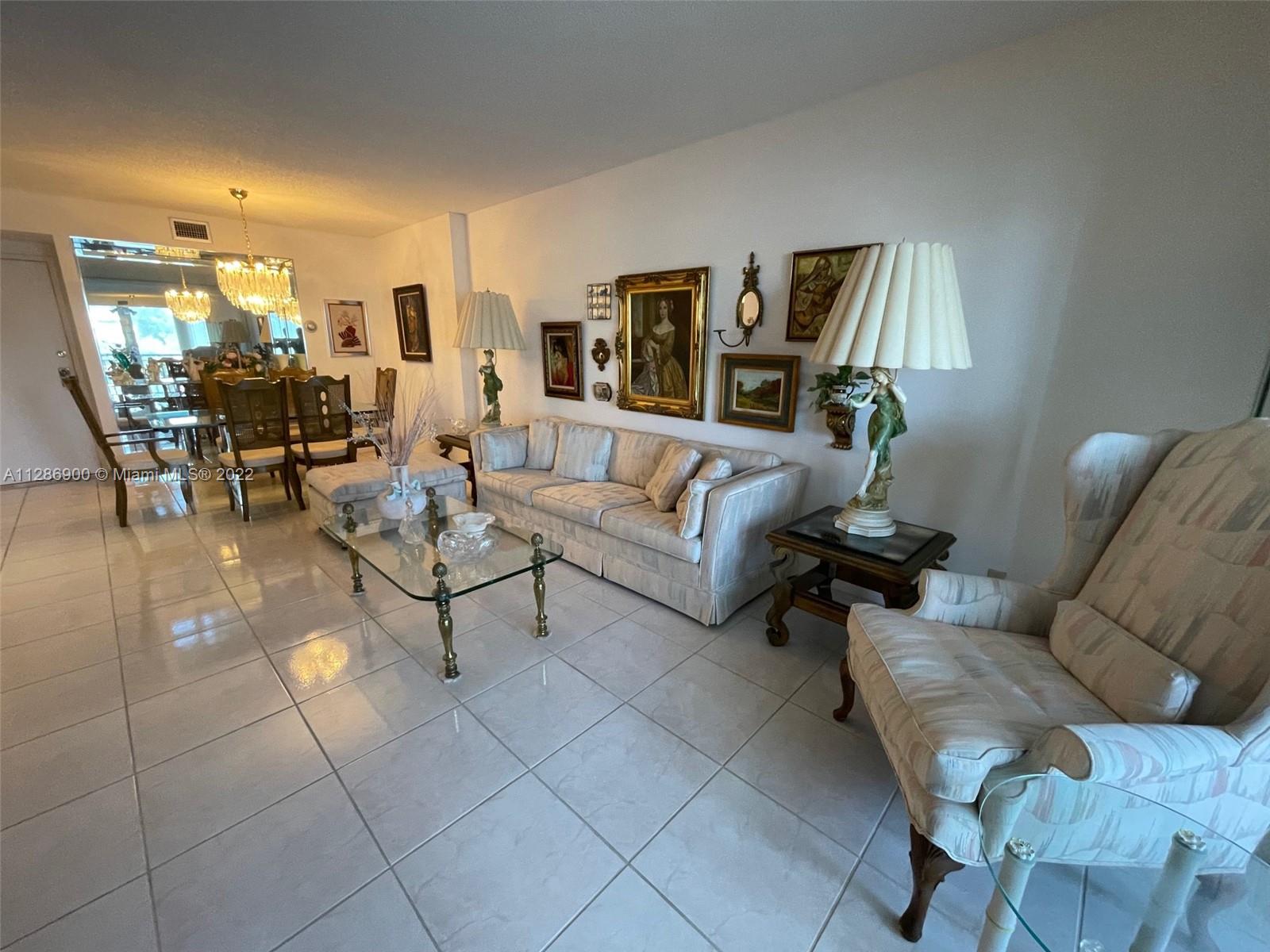 HILLCREST EAST 25 CONDO - Residential