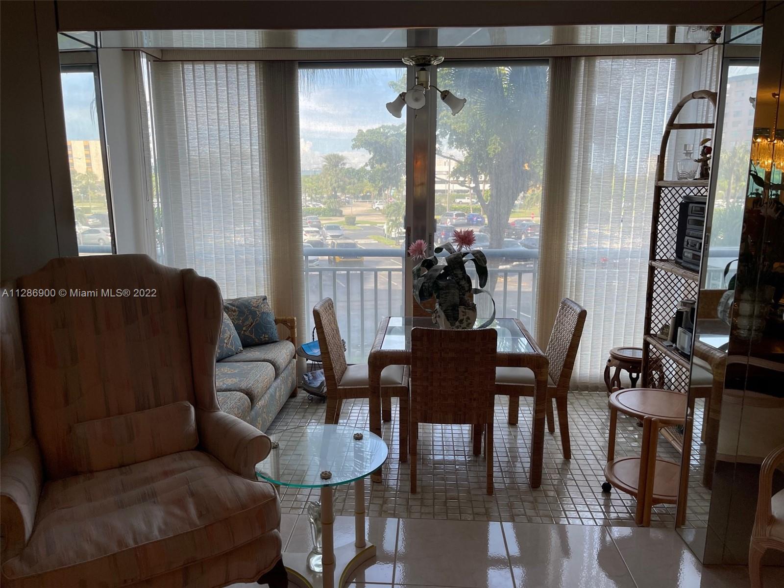 HILLCREST EAST 25 CONDO - Residential