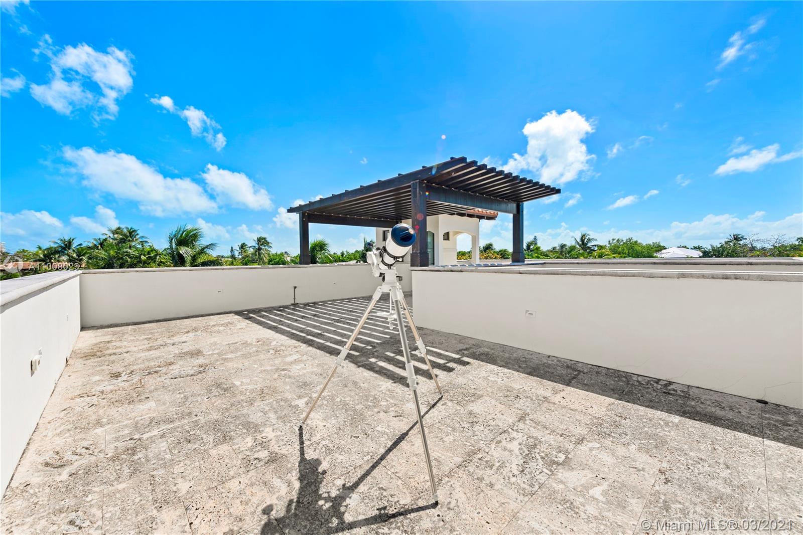 TROPICAL ISLE HOMES SUB 4 - Residential