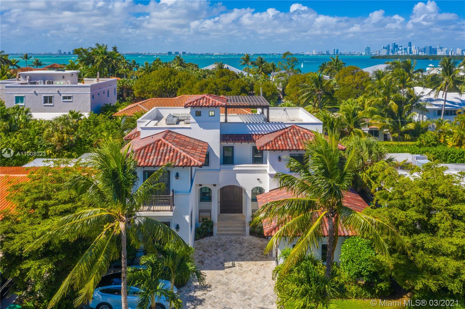 TROPICAL ISLE HOMES SUB 4 - Residential