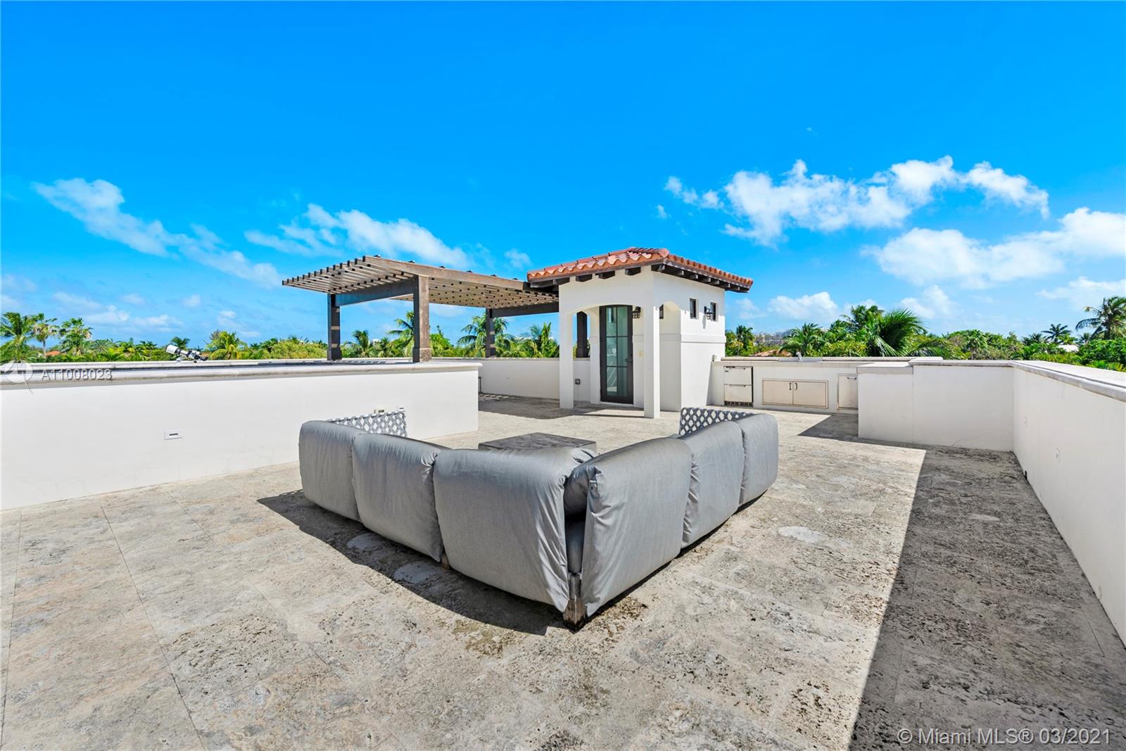 TROPICAL ISLE HOMES SUB 4 - Residential