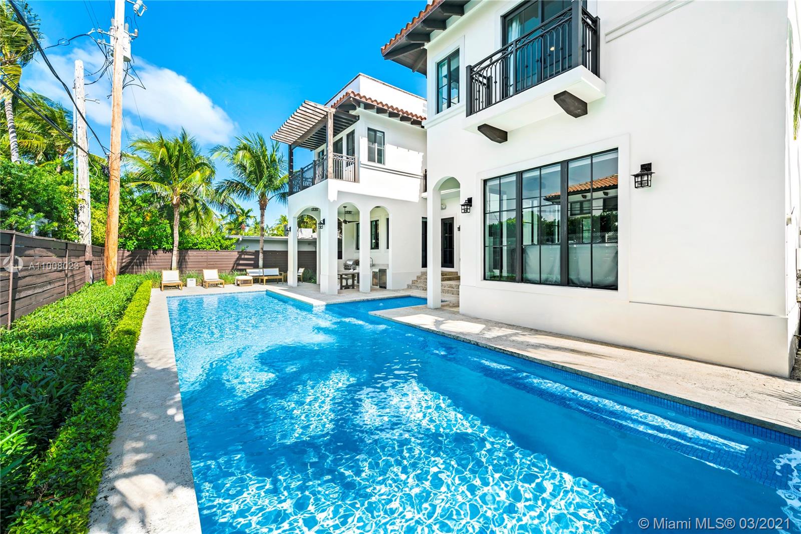 TROPICAL ISLE HOMES SUB 4 - Residential