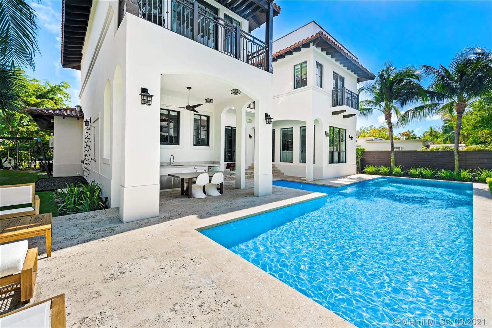 TROPICAL ISLE HOMES SUB 4 - Residential