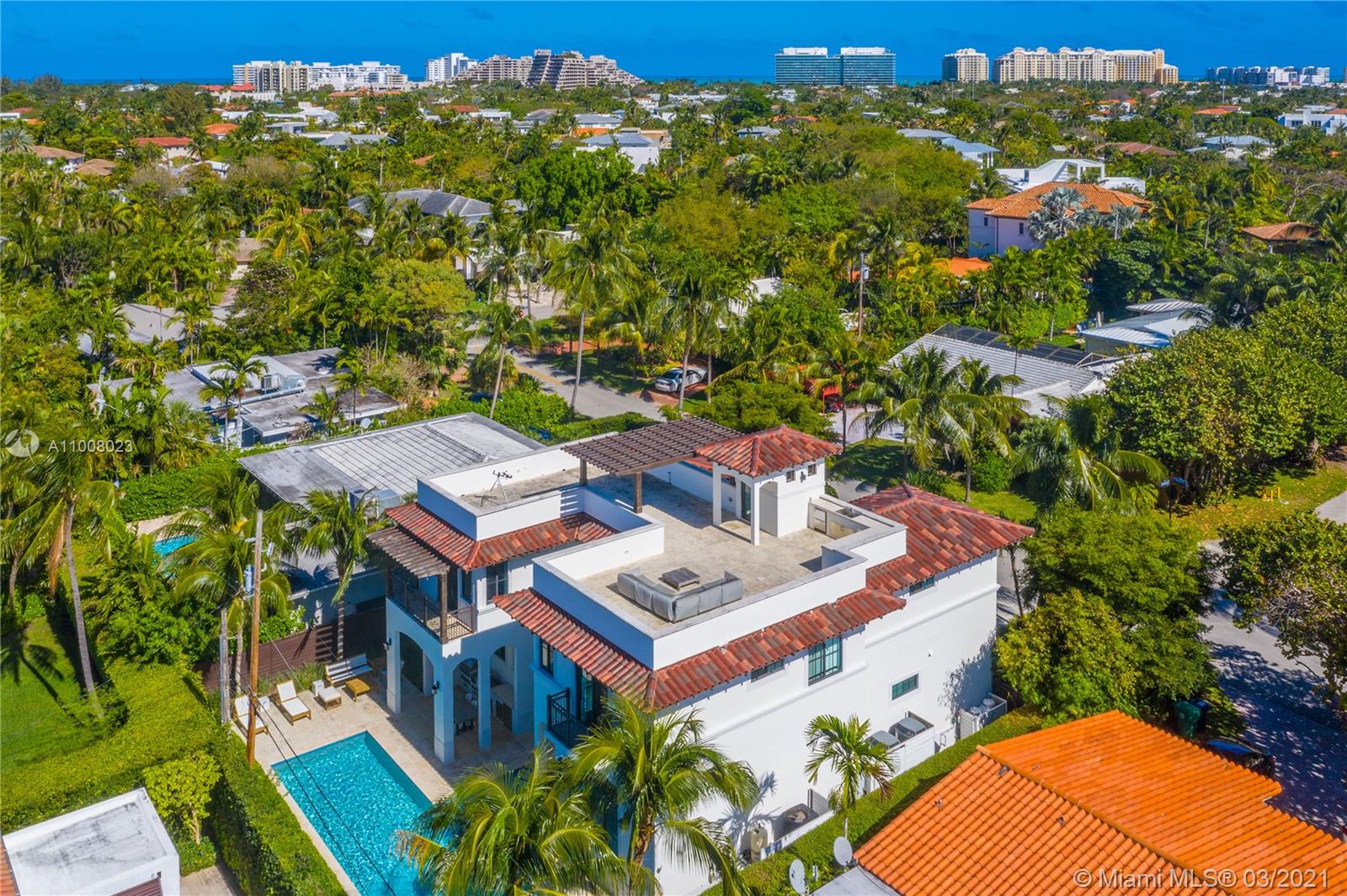 TROPICAL ISLE HOMES SUB 4 - Residential
