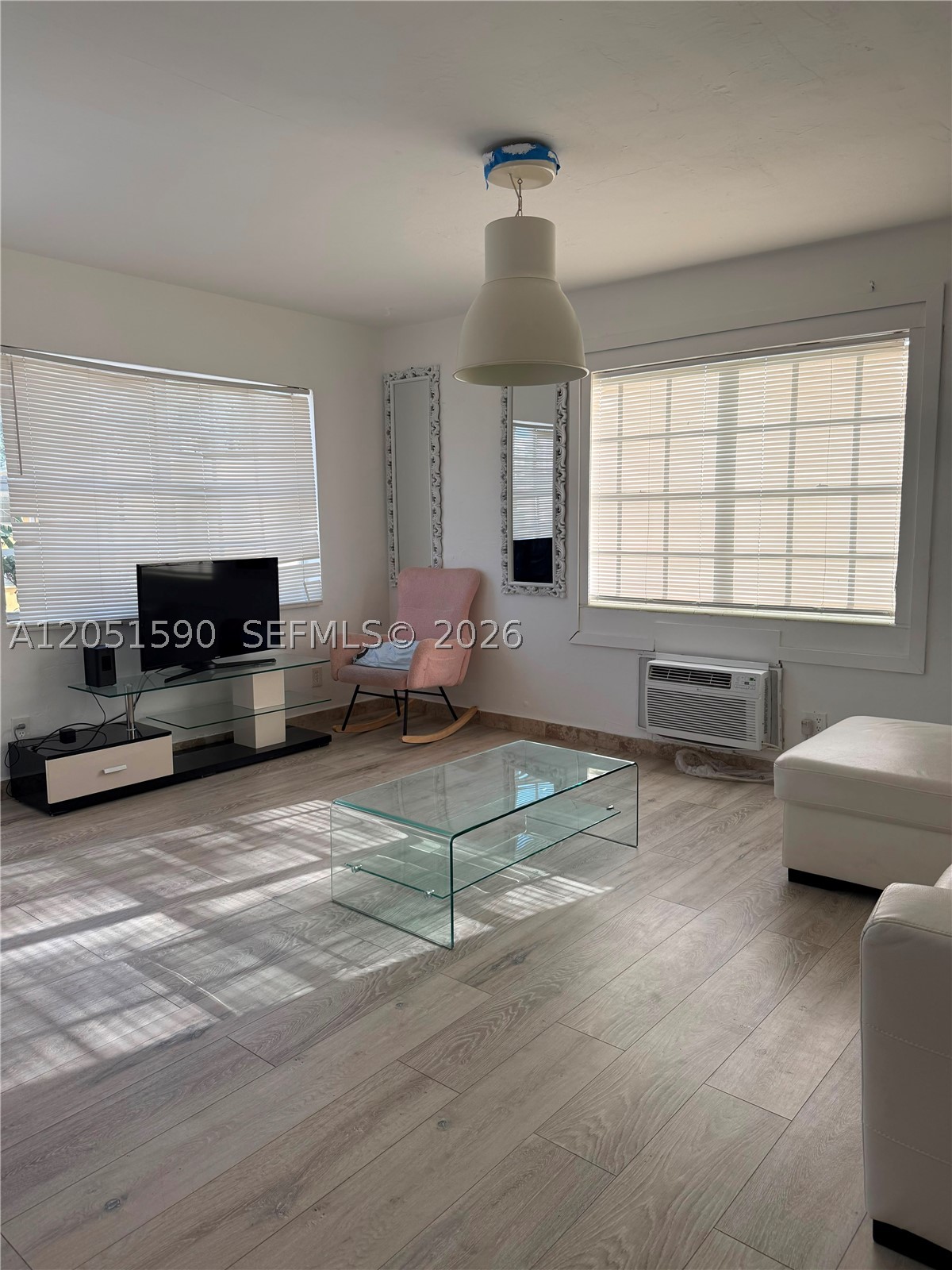 VILLA ELENA CONDO - Residential