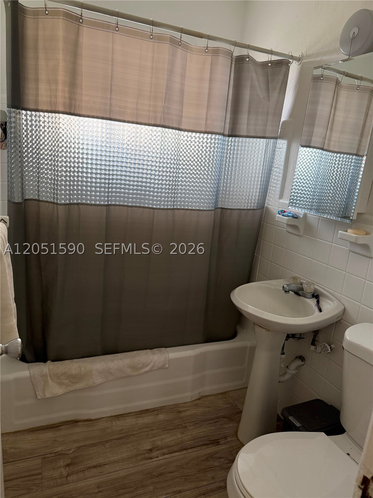 VILLA ELENA CONDO - Residential